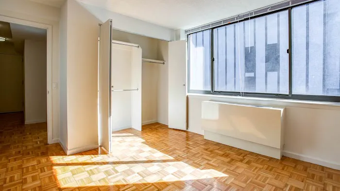 West 54th Apartments Picture 8