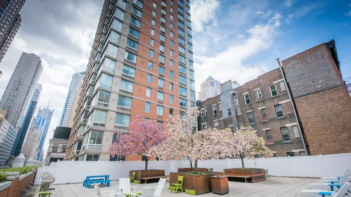 Longacre House Apartments Picture 1