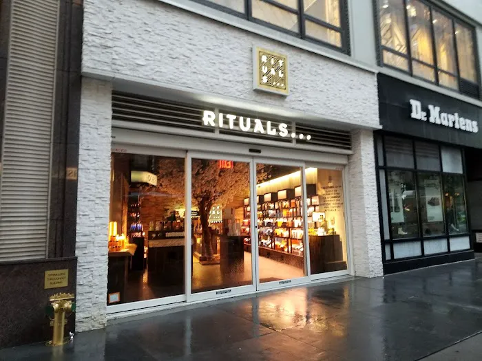 1333 Broadway Associates Picture 7