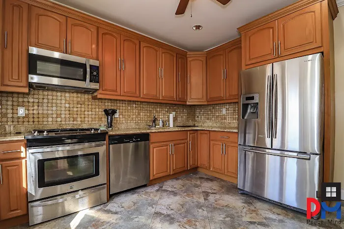 Peace of Mind Realty Picture 6