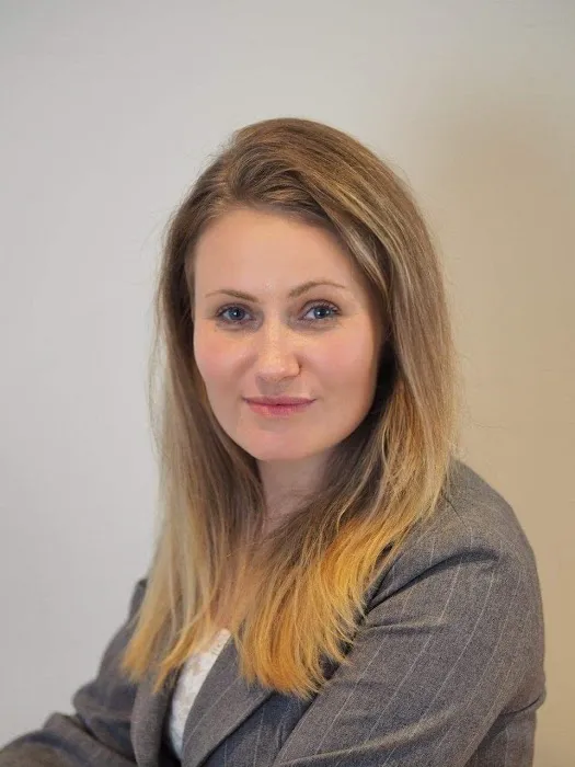 Barbara Kot, LIC RE BROKER Picture 6