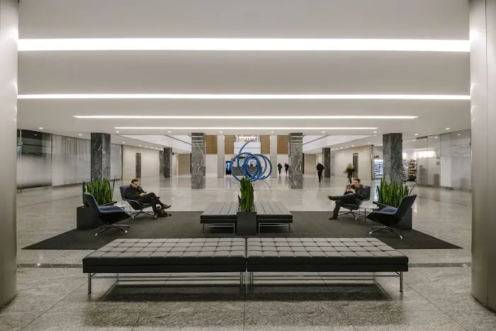 237 Park Avenue Picture 10