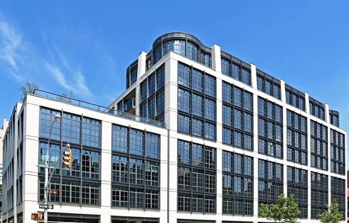 RI Manhattan Realty, Commercial Real Estate Services. Picture 8