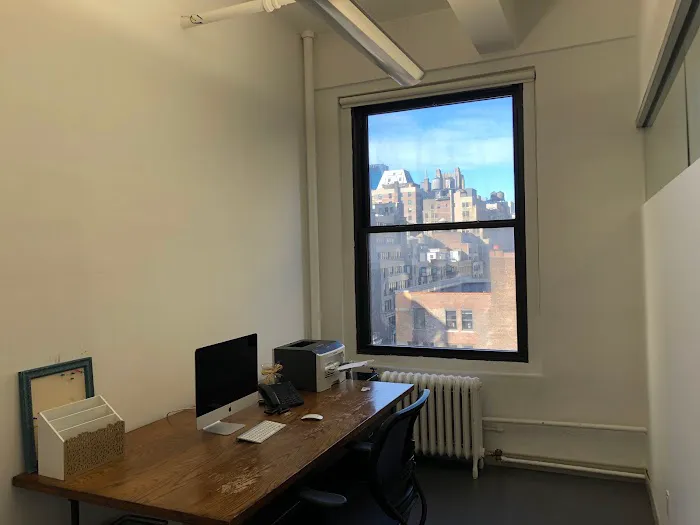 525 Seventh Avenue Picture 3