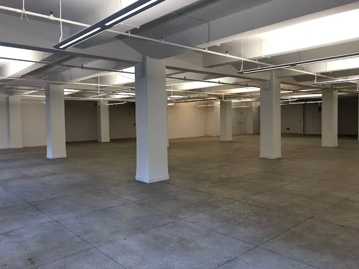 525 Seventh Avenue Picture 7