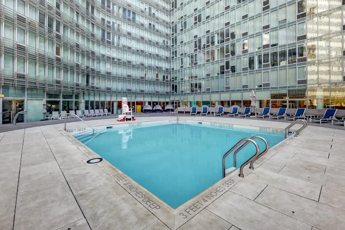 Instrata at Mercedes House Picture 9