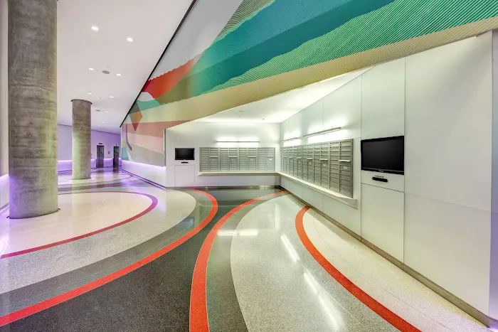 Instrata at Mercedes House Picture 5