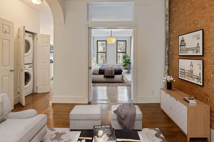74 West Real Estate | Top 1% NYC Realtors Picture 10