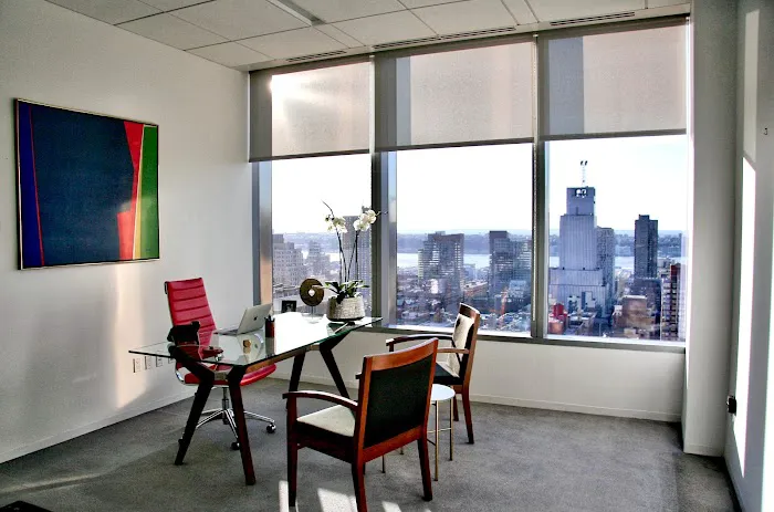 Bevmax Office Centers - Midtown West Picture 4
