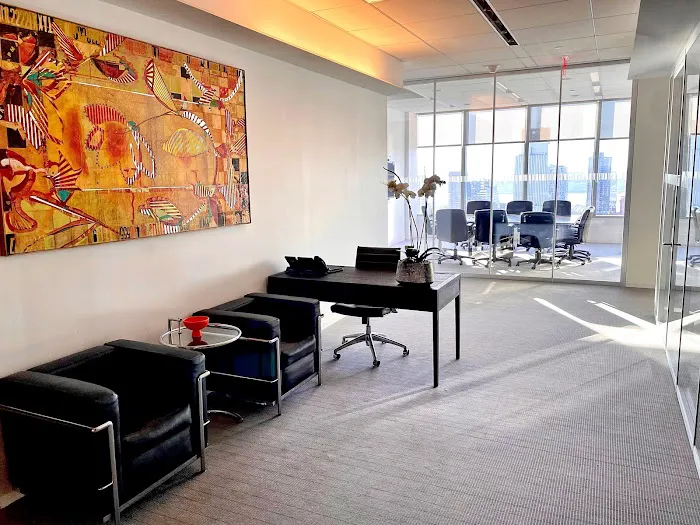 Bevmax Office Centers - Midtown West Picture 8