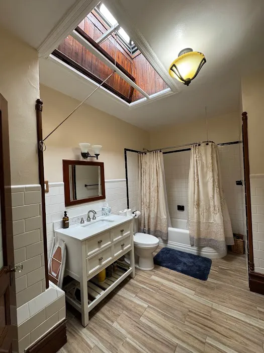 PLG House Picture 4