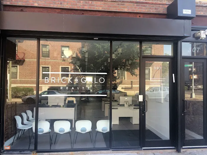 Brick and Galo Realty Picture 8