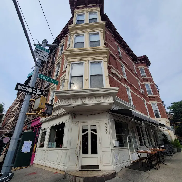 Century 21 Awaye Realty Picture 8