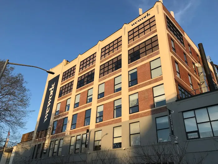 Astor Realty Picture 2