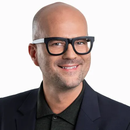 Pavel Zustiak at PALISSIMO Real Estate | Top NYC Real Estate Agents Picture 3