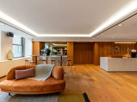 Signature by Regus - New York City - 250 Park Avenue Picture 5