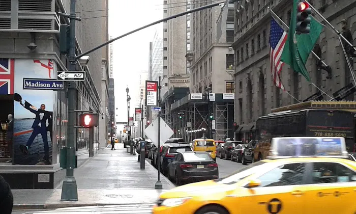250 Park Avenue LLC Picture 1