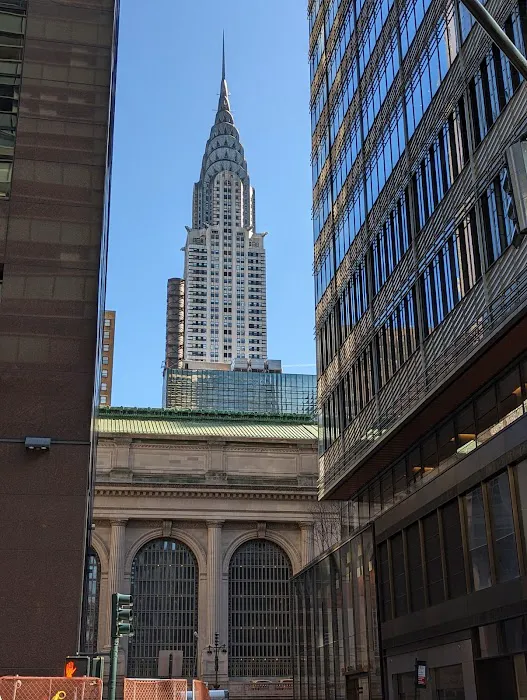 340 Madison Avenue Picture 1
