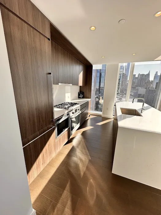 Waterline Square Rentals Picture 2