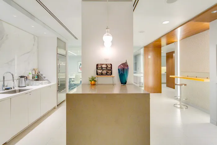NYC Office Suites - Byrant Park Picture 6
