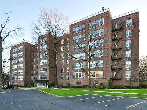 NycHomeFinders at Winzone Realty, Inc Picture 6