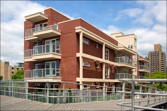 Paramount Realty USA Picture 10