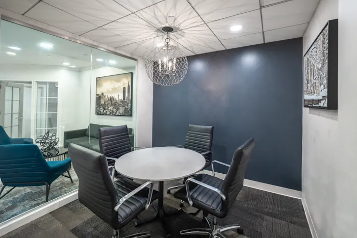 Premier Workspaces Picture 6