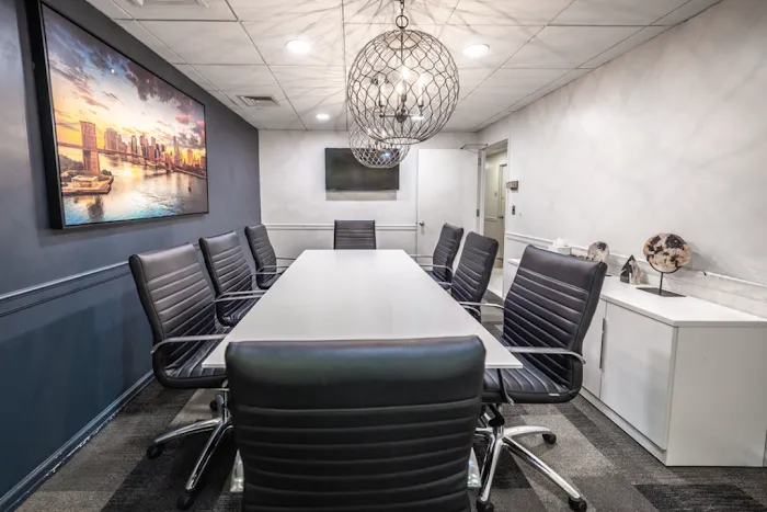 Premier Workspaces Picture 2