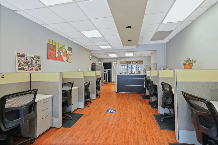 Century 21 Amiable II - Glendale Picture 6