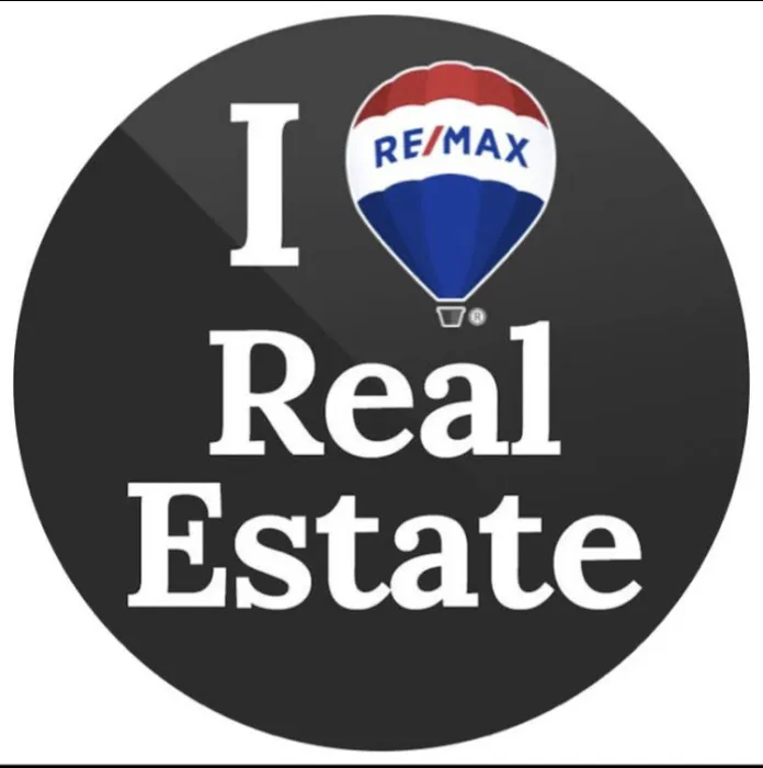 ROMMEL VAZQUEZ License Associate Real Estate Broker Picture 2
