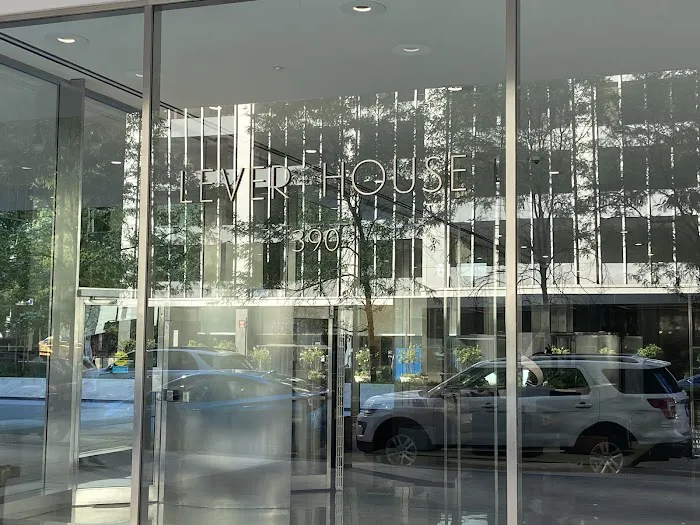 Lever House Picture 8