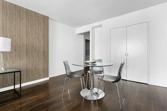 Furnished Quarters Picture 9