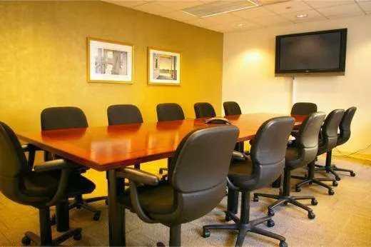 Bevmax Office Centers - Midtown East Office Space Picture 4