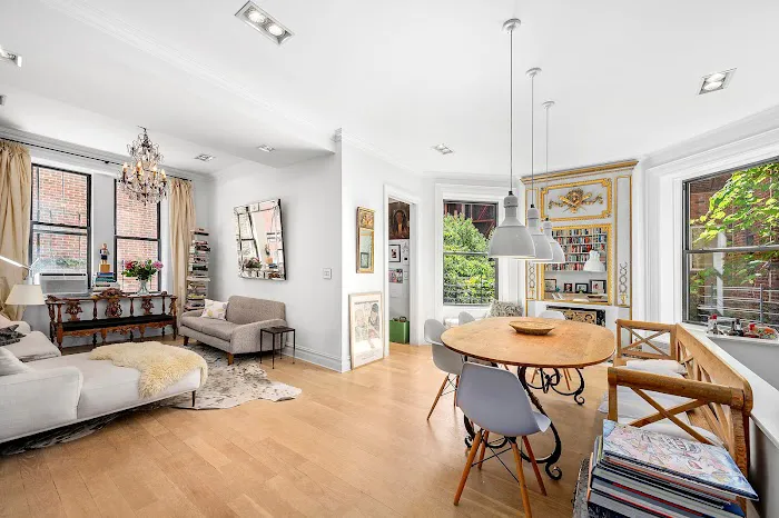 Brandon Bonfils, Upper West Side Broker, Realtor, at Brown Harris Stevens Picture 4