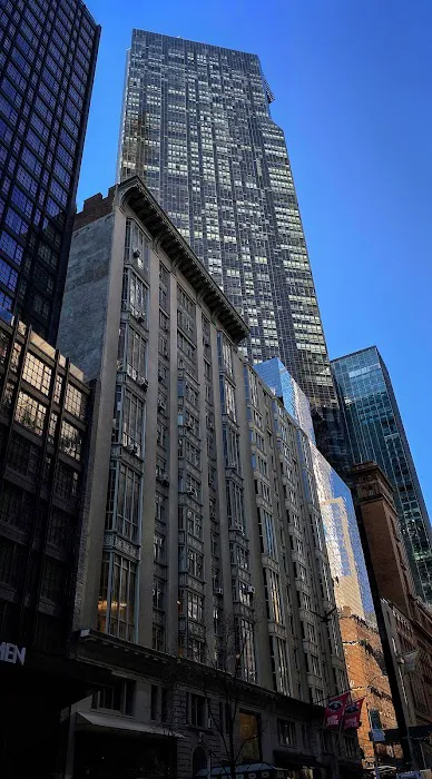 Metropolitan Tower Sales and Leasing Picture 5