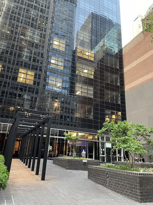 Metropolitan Tower Sales and Leasing Picture 7