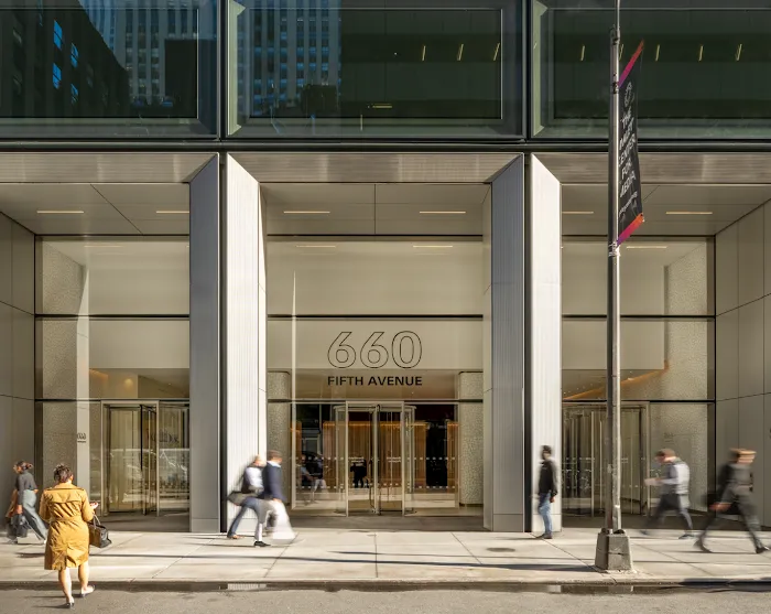 660 Fifth Avenue Picture 3