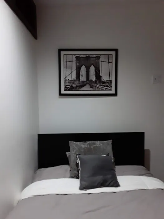 Re/Max La Villa Picture 2