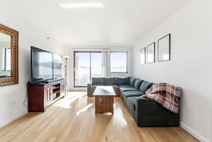Vasilis Kokoris | Queens Real Estate Broker Picture 4