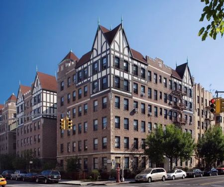 Kings and Queens Apartments