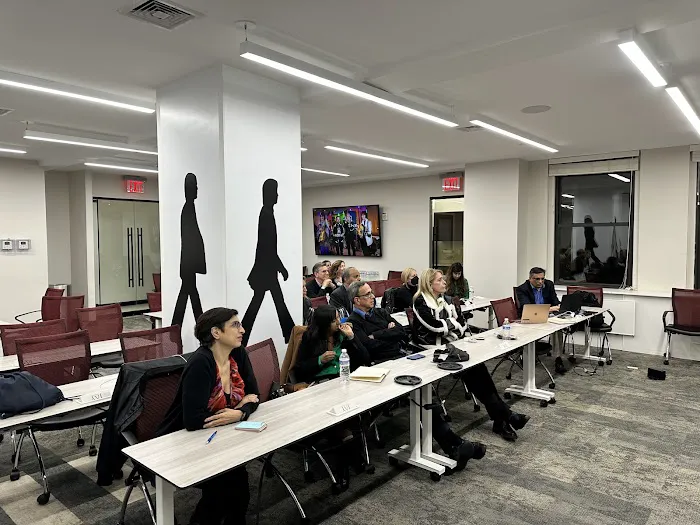 Jay Suites Midtown East - Flexible Office Space and Conference Room Rentals Picture 1