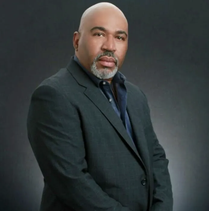 Ralph Arnoux Realtor Picture 3