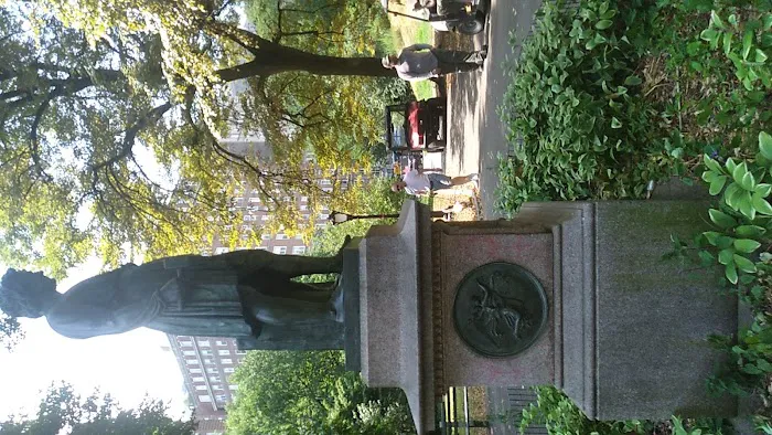 Upper East Side Rental Picture 2