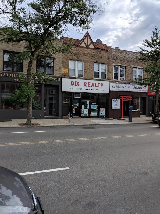 Dix Realty Picture 2