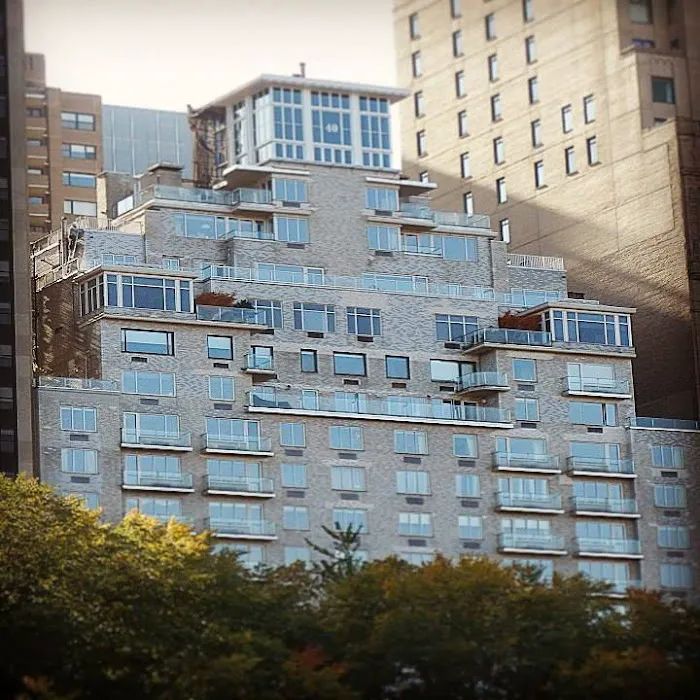 Essential New York Real Estate Picture 5