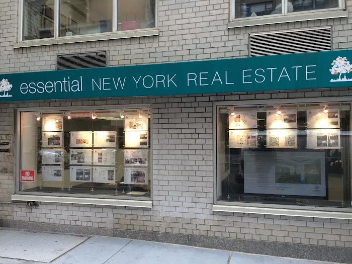 Essential New York Real Estate Picture 1
