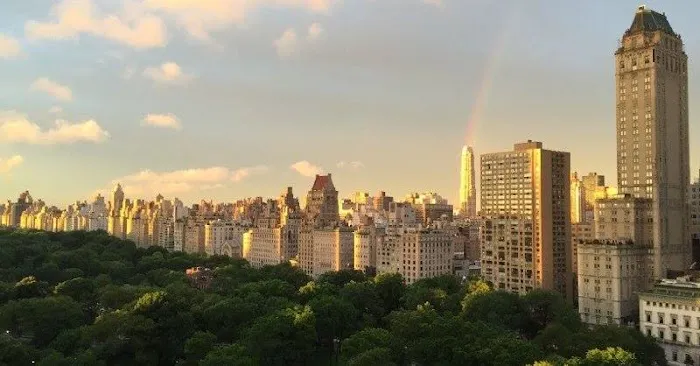 Essential New York Real Estate Picture 3