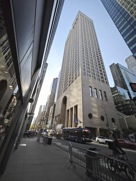 550 Madison Picture 1