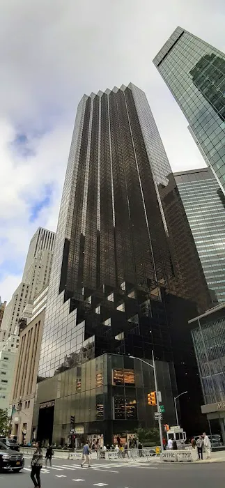Trump International Realty Picture 1