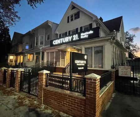 CENTURY 21 Monticello Realty